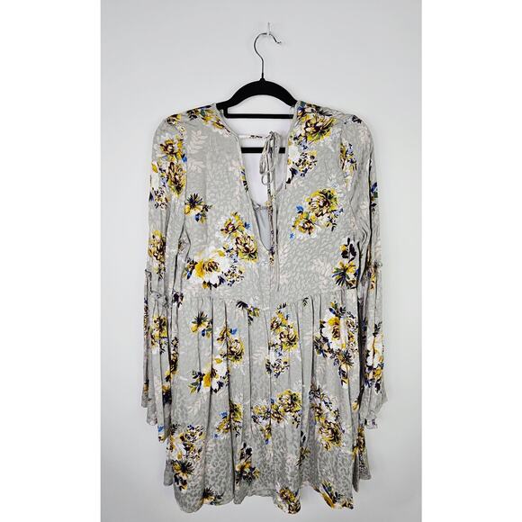 Altar’d State Large Gray Floral Babydoll Tunic Dress Boho Gypsy Flare Sleeve - Picture 4 of 13